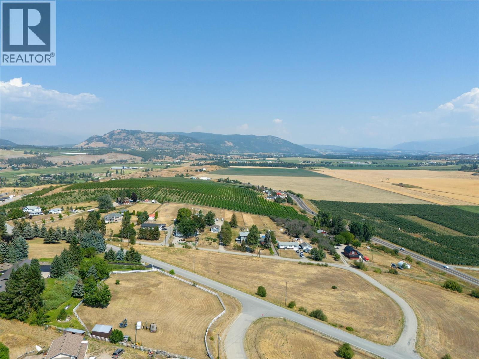  230 Mendenhall Road, Spallumcheen