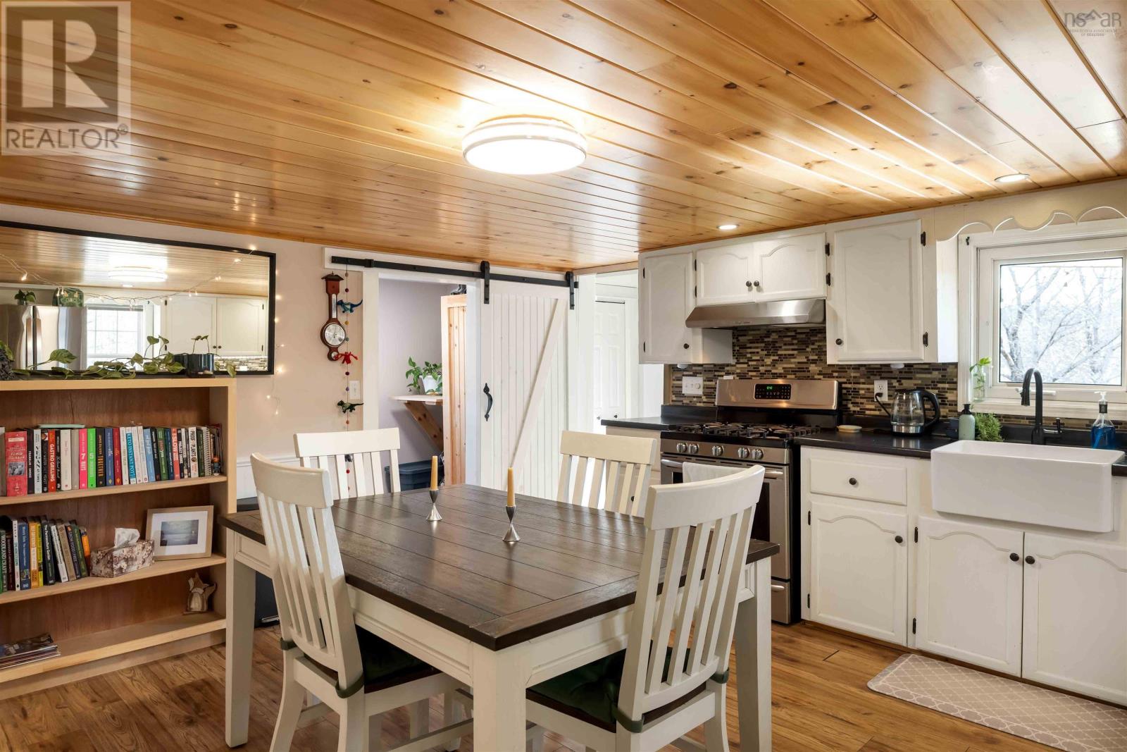 Property 22 of 48 of 1028 Culloden Road