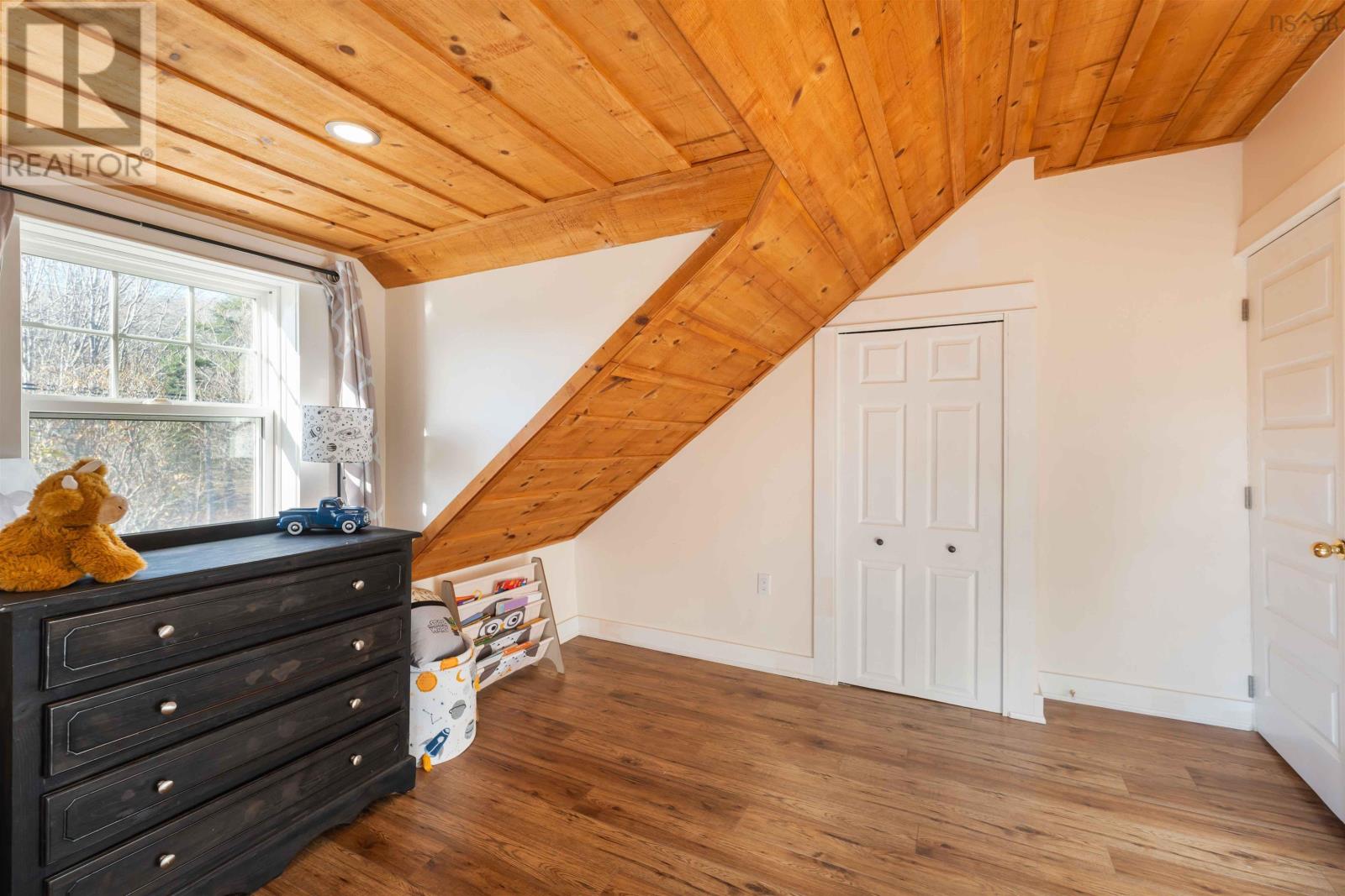 Property 35 of 48 of 1028 Culloden Road