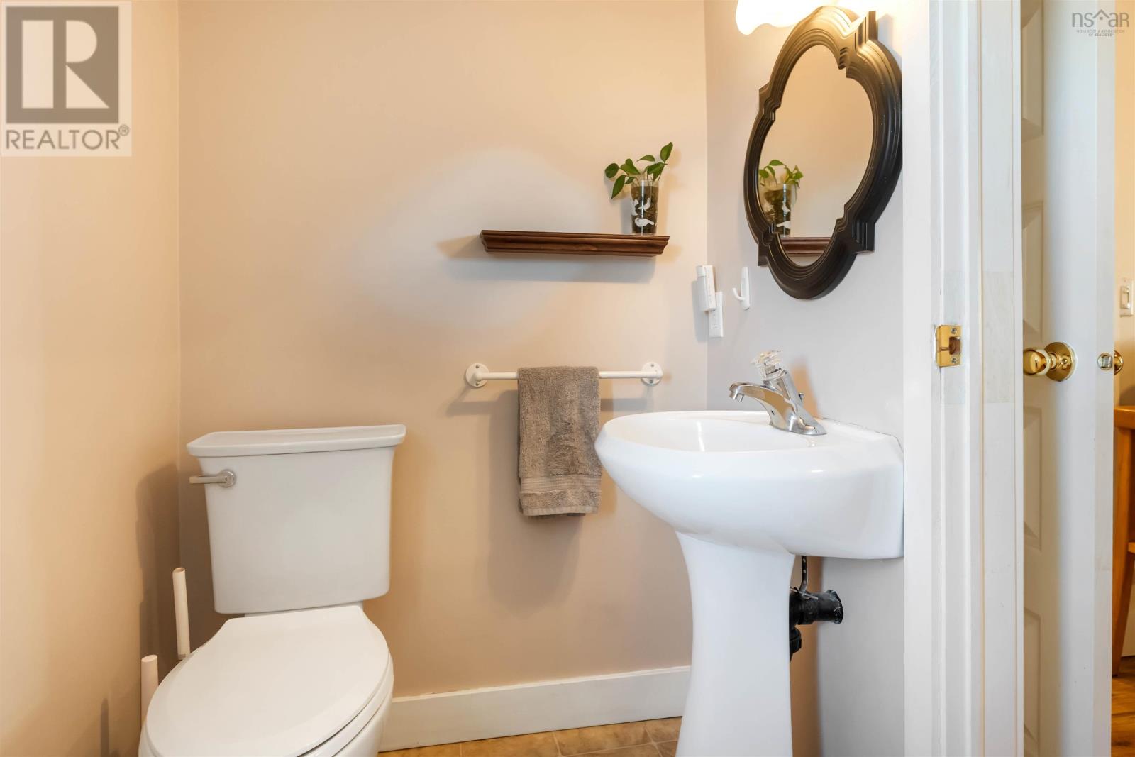 Property 31 of 48 of 1028 Culloden Road