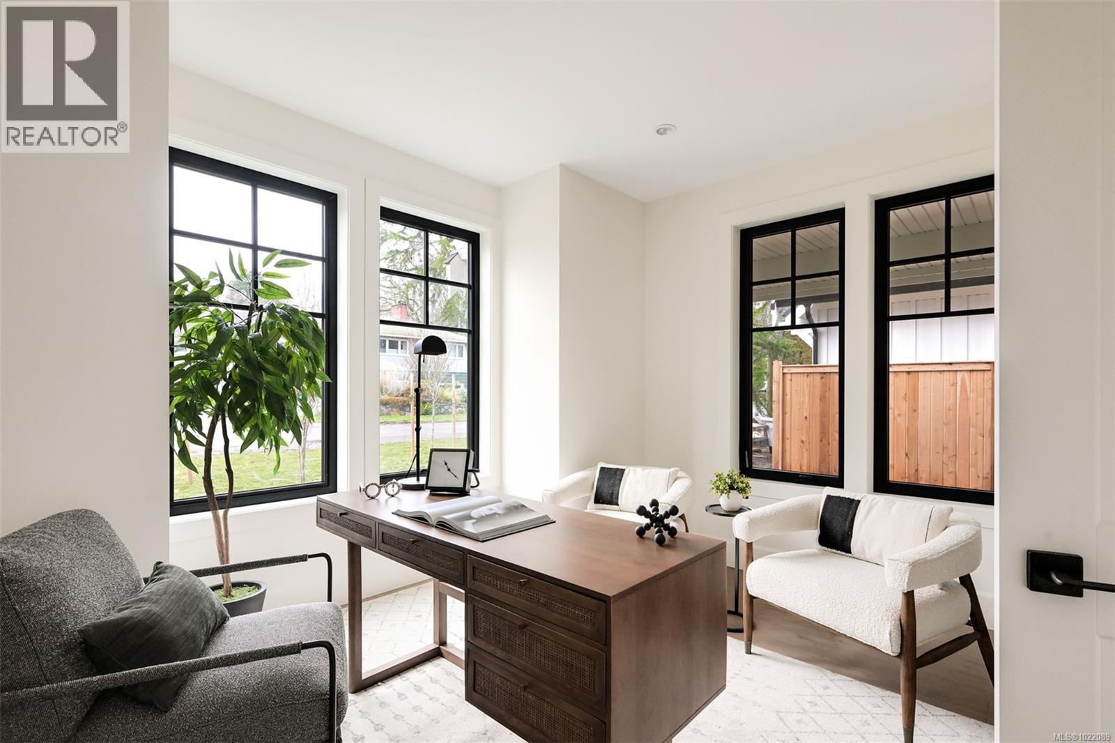 1039 Falkland Rd, Oak Bay