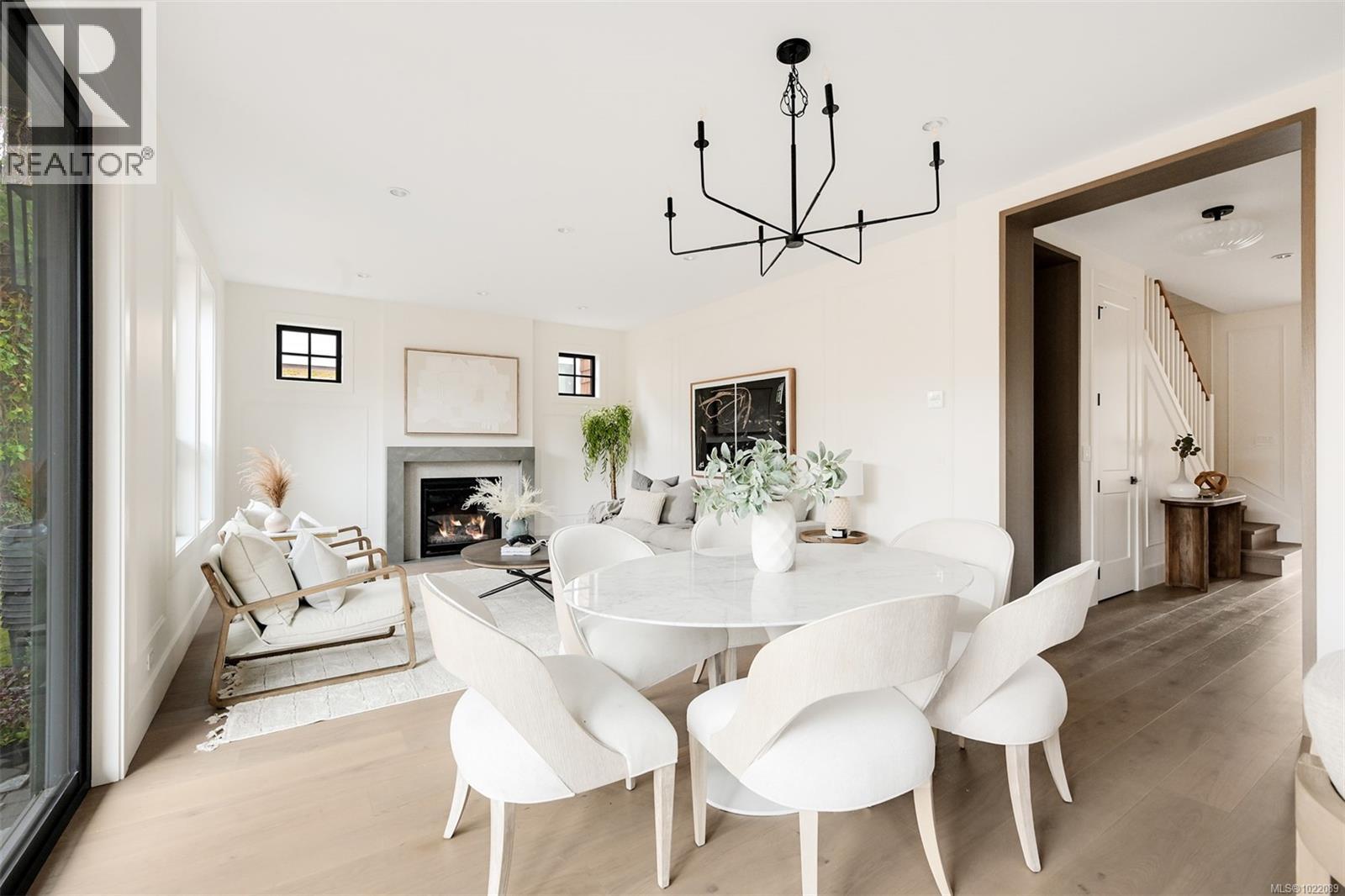 1039 Falkland Rd, Oak Bay