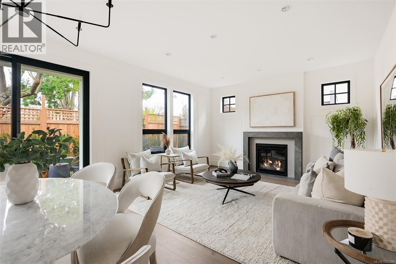 1039 Falkland Rd, Oak Bay