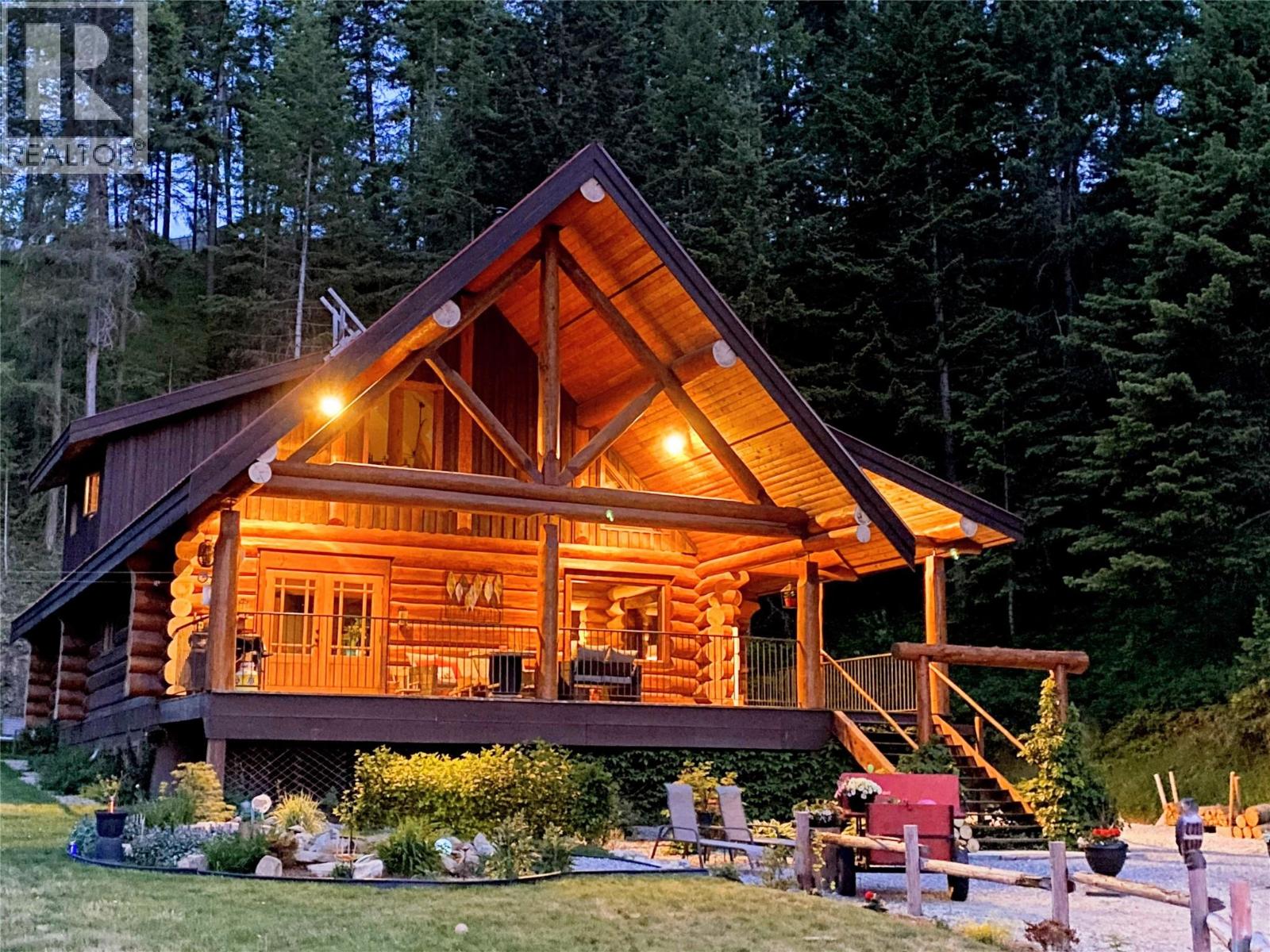  1474 Yankee Flats Road, Salmon Arm