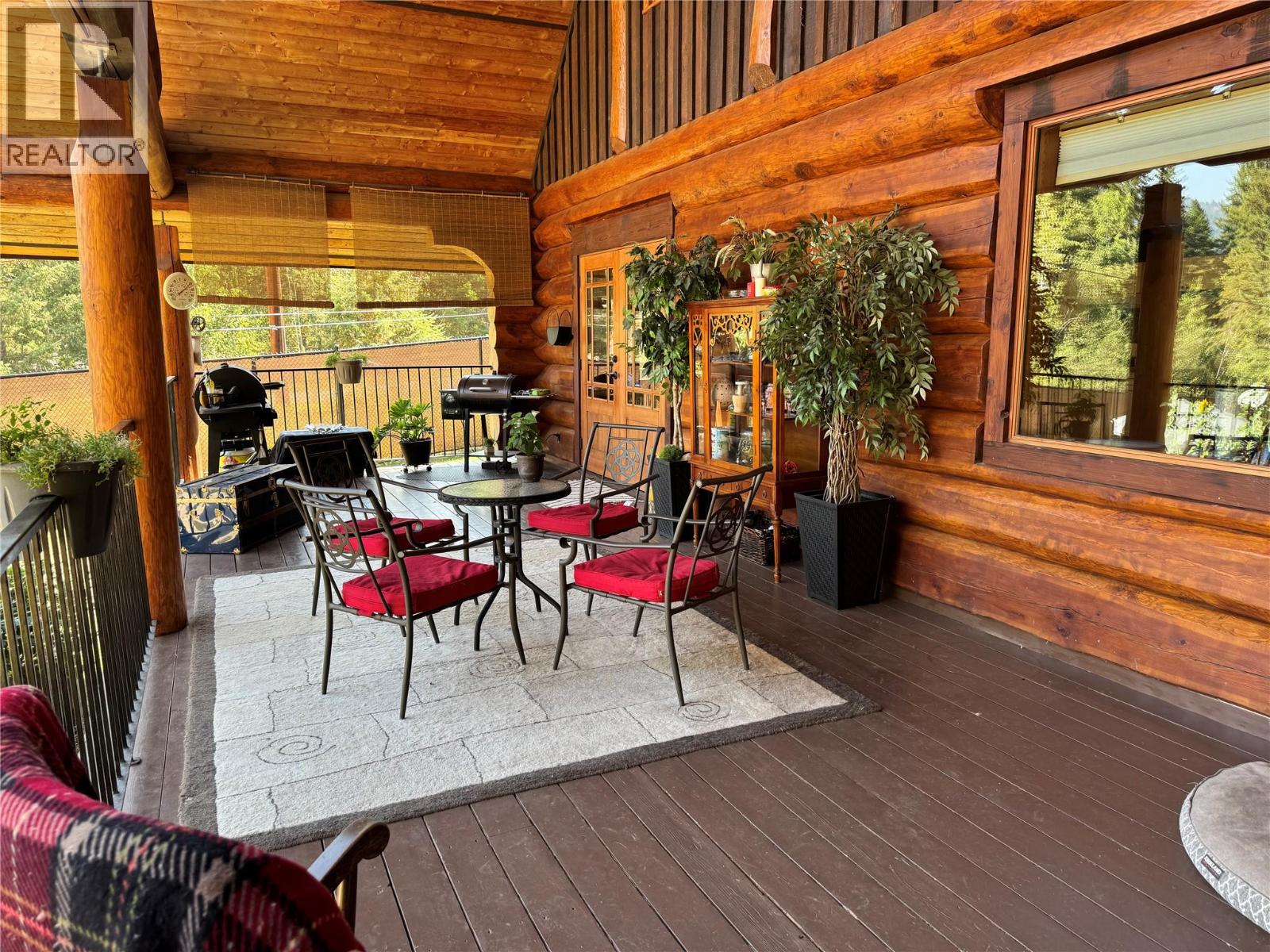  1474 Yankee Flats Road, Salmon Arm