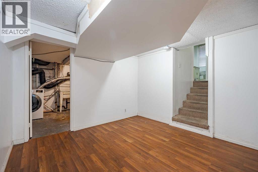 Single Family House 4 Level for Sale in  Capitol Hill Crescent NW Banff Trail Calgary 