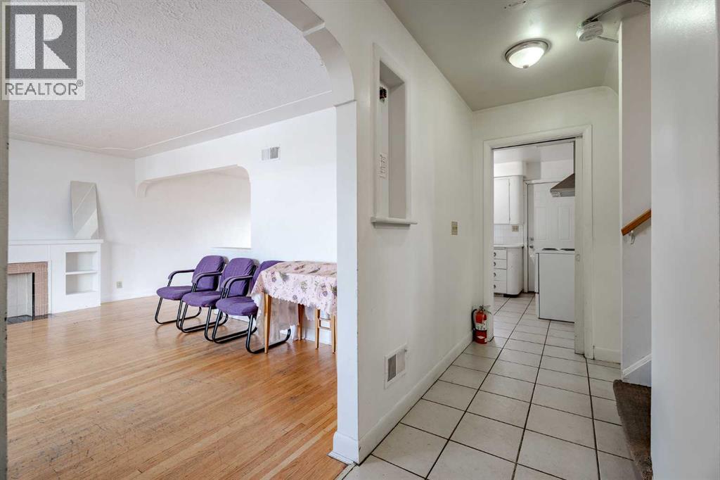 Single Family House 4 Level for Sale in  Capitol Hill Crescent NW Banff Trail Calgary 