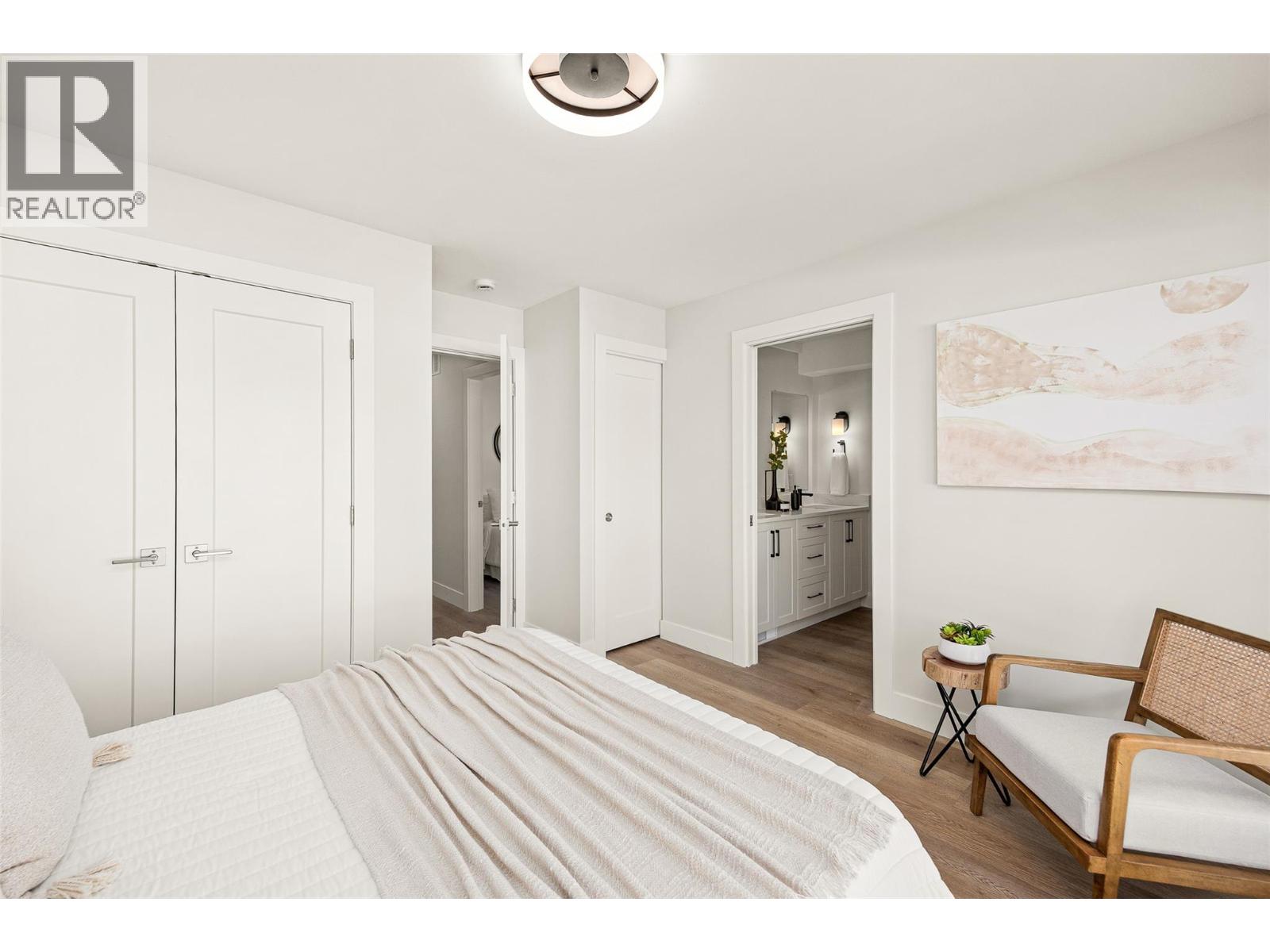 2 943 Fuller Avenue, Kelowna