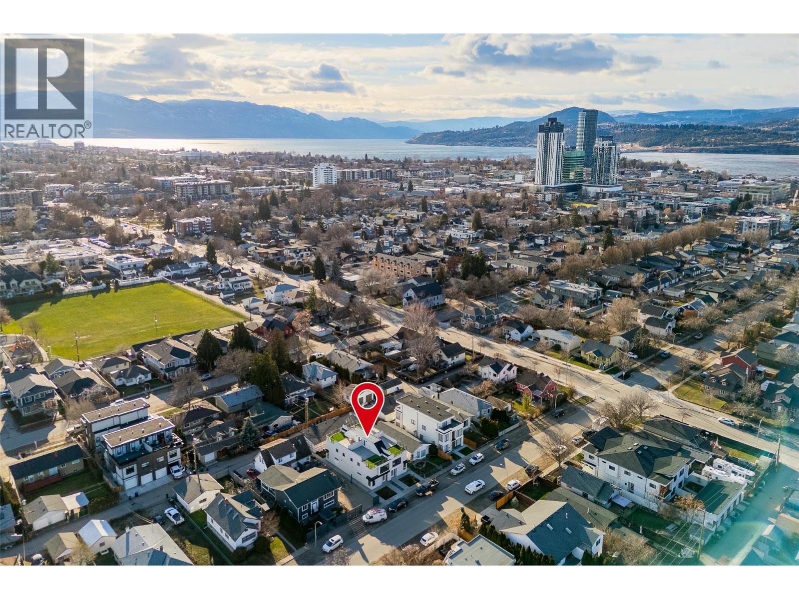 2 943 Fuller Avenue, Kelowna