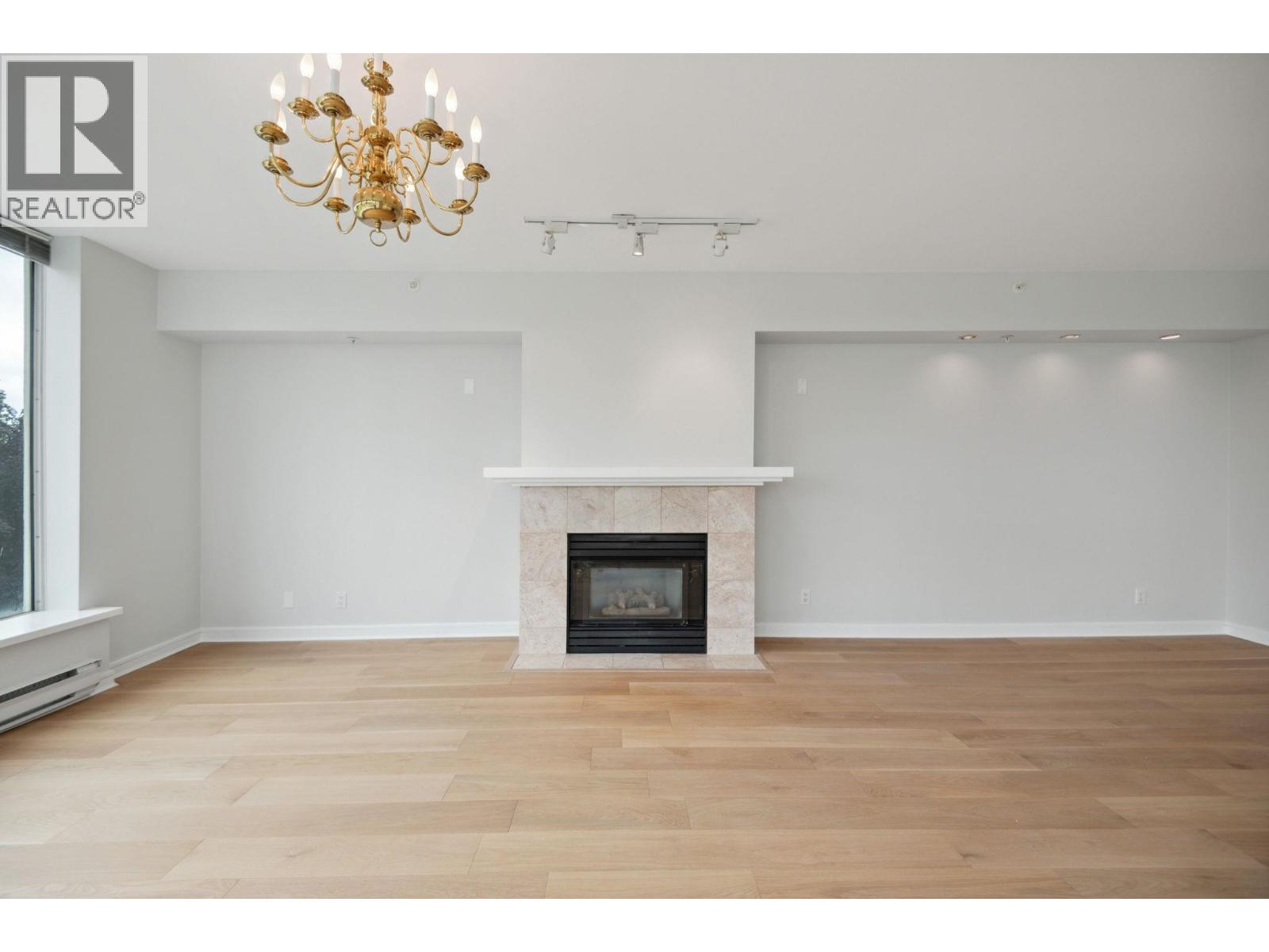 5A 1403 BEACH AVENUE, Vancouver