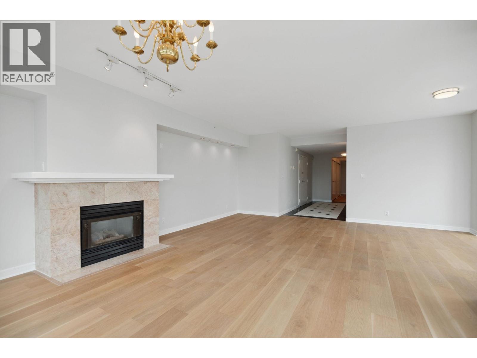 5A 1403 BEACH AVENUE, Vancouver