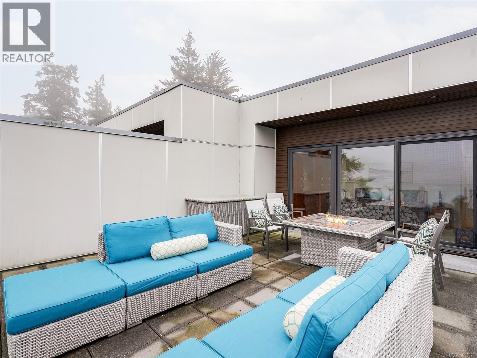  10303 Resthaven Drive, Sidney