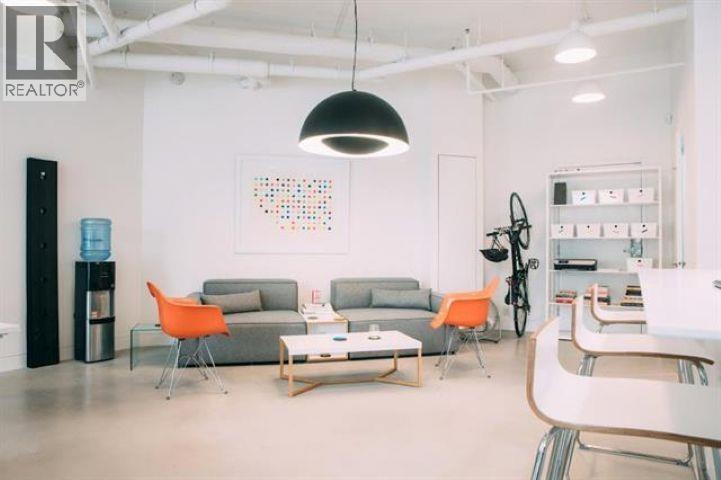 Office in Vancouver - Image 9