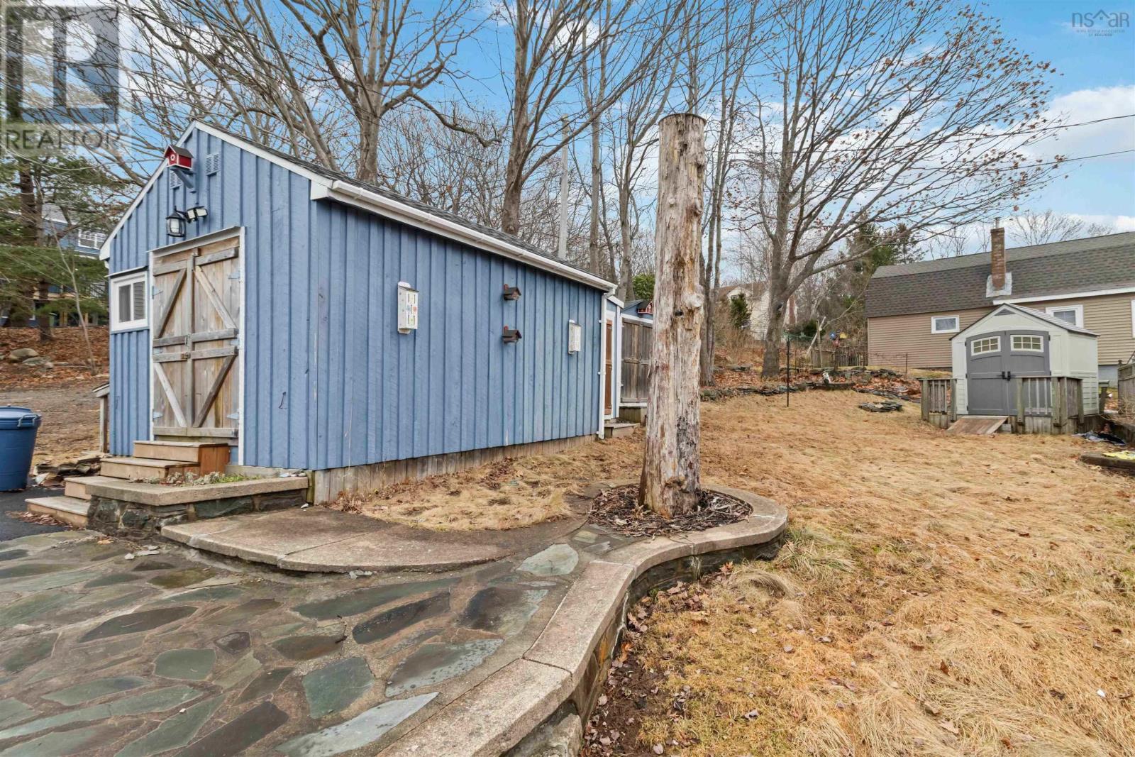 Property 25 of 30 of 5 Main Street