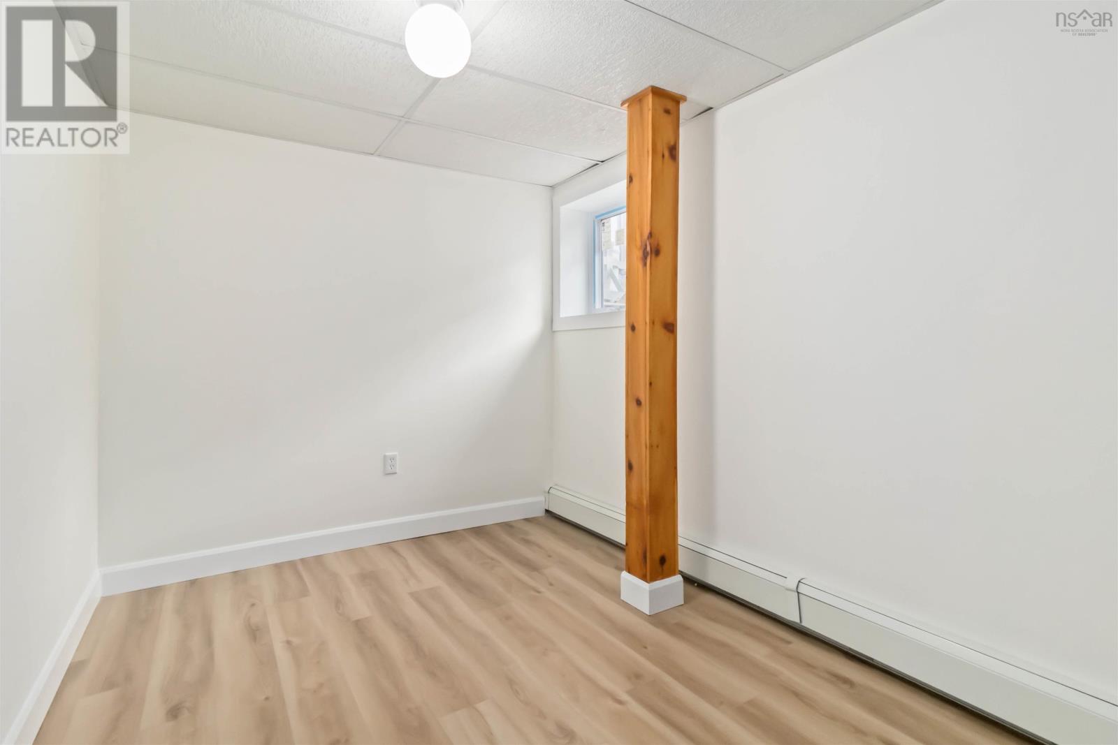 Property 21 of 30 of 5 Main Street