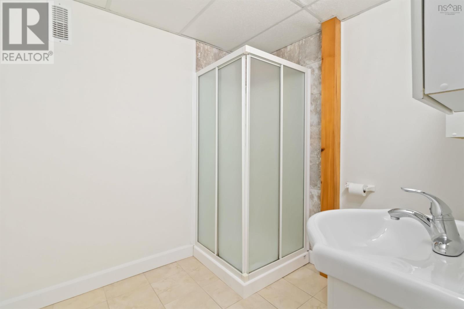 Property 16 of 30 of 5 Main Street