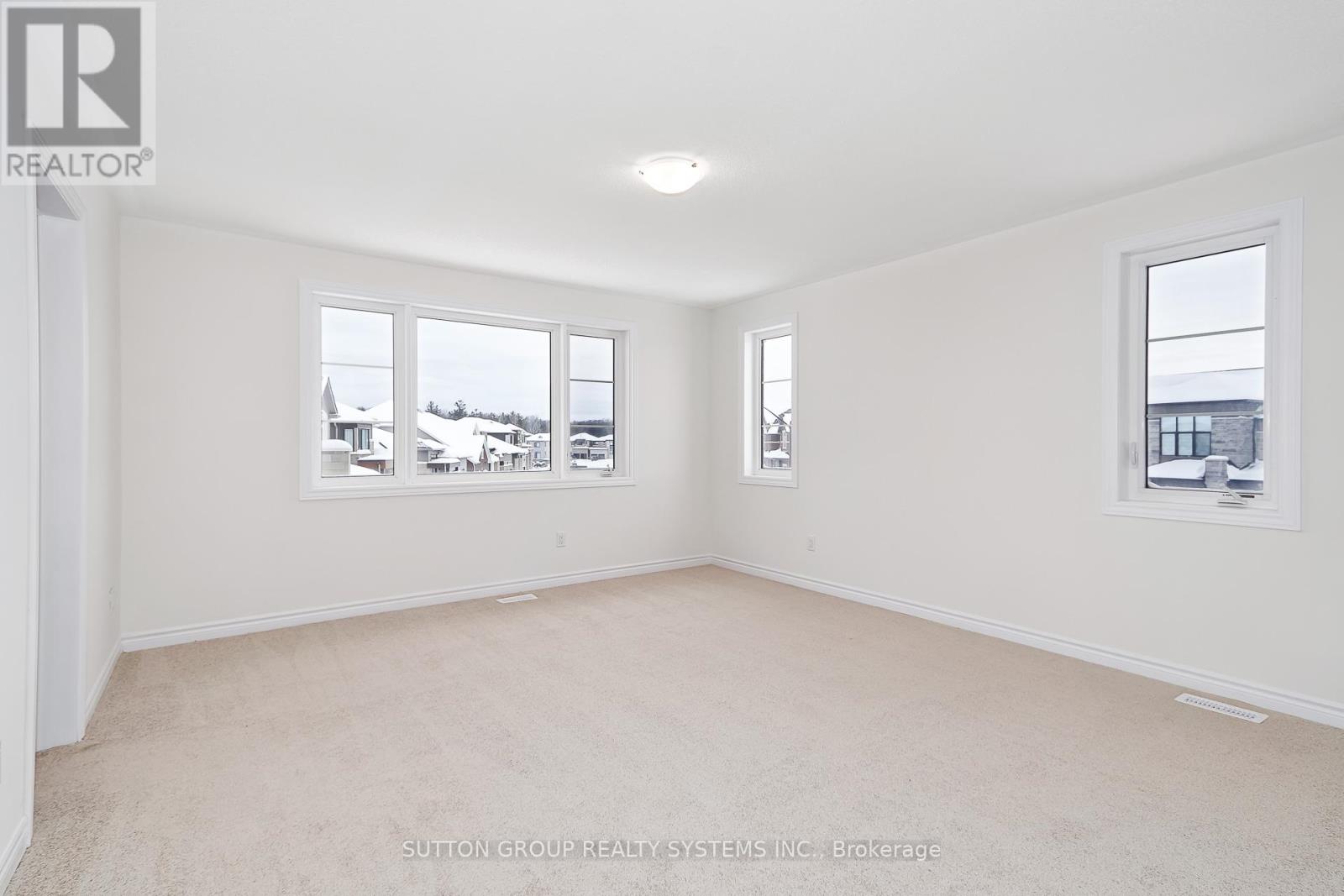 187 ROSANNE CIRCLE - 22