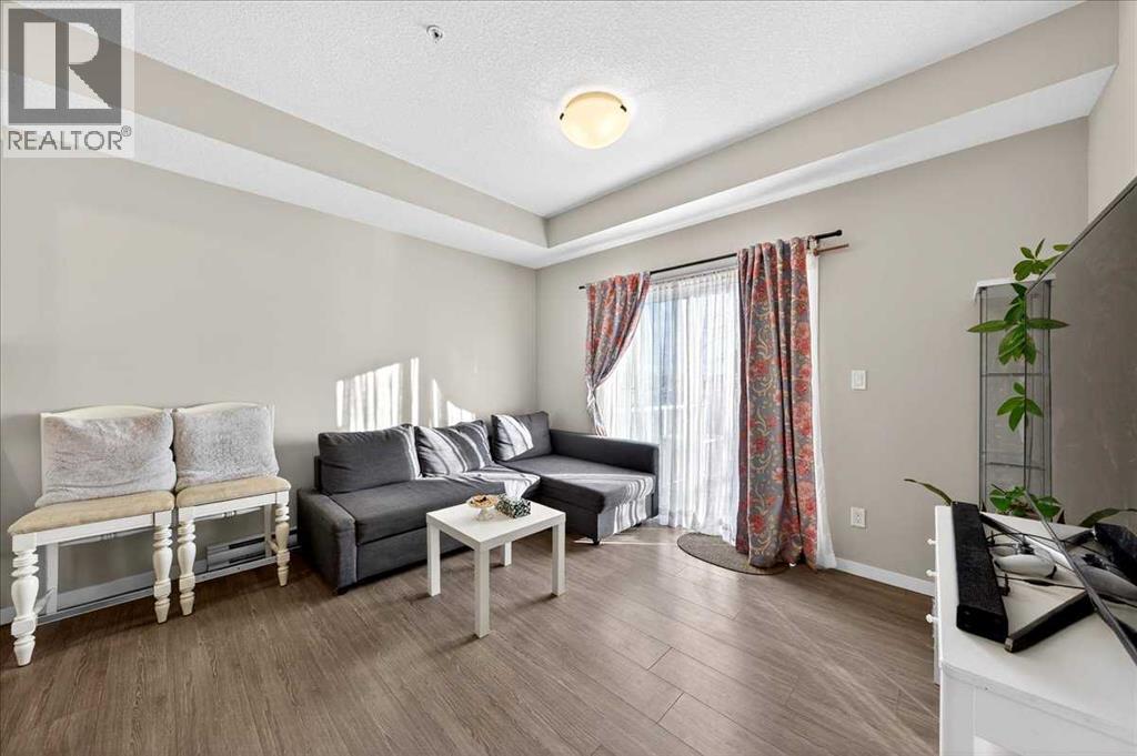 #101 20 SETON PARK SE - 18