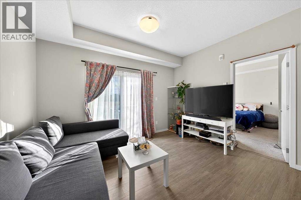 #101 20 SETON PARK SE - 17