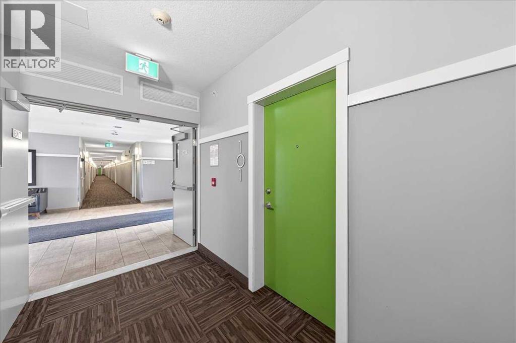 #101 20 SETON PARK SE - 3