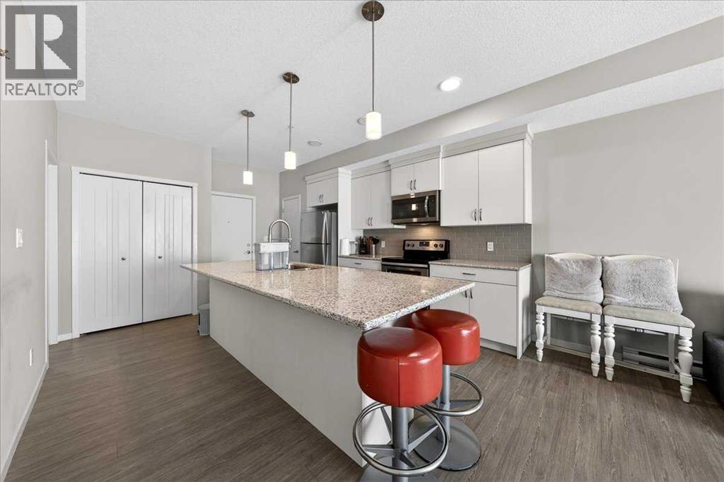 #101 20 SETON PARK SE - 13