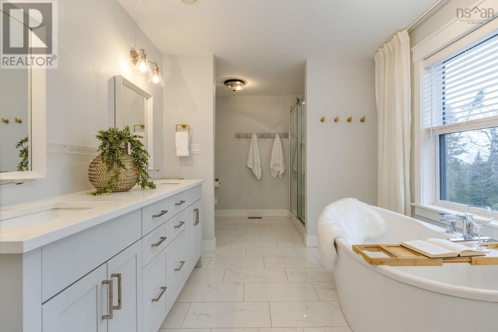 Property 25 of 48 of 268 Gaspereau Run