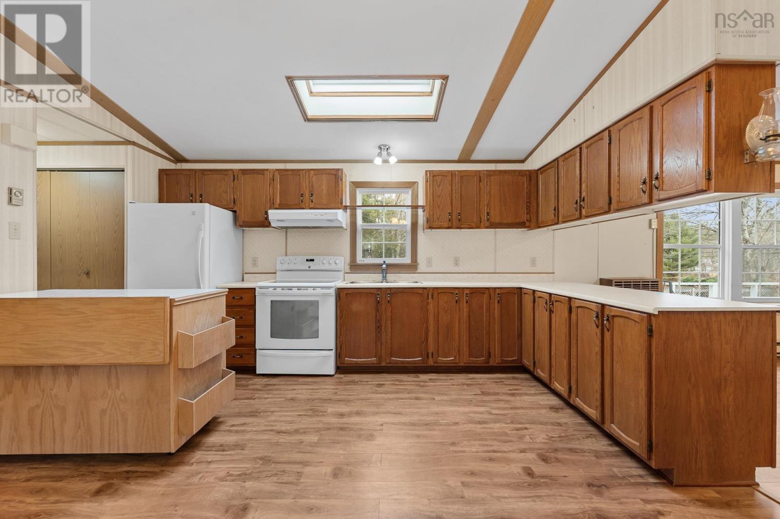 Property 10 of 35 of 210 Ellershouse Road