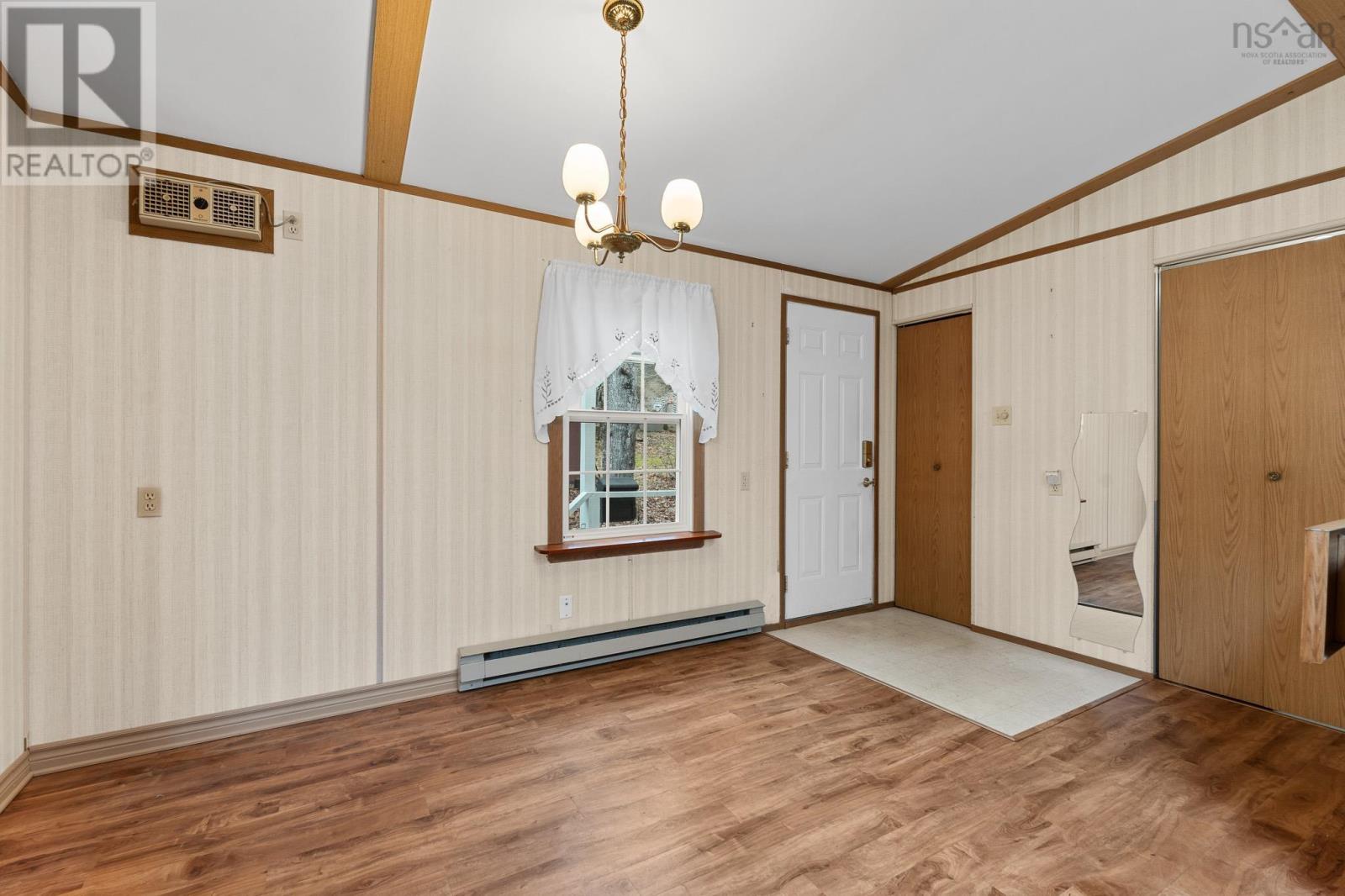 Property 7 of 35 of 210 Ellershouse Road