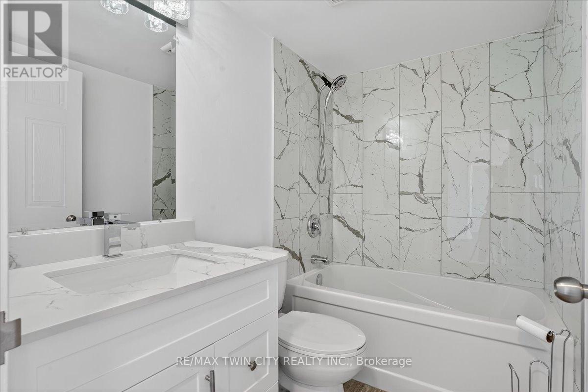 #506 3227 KING STREET E - 22