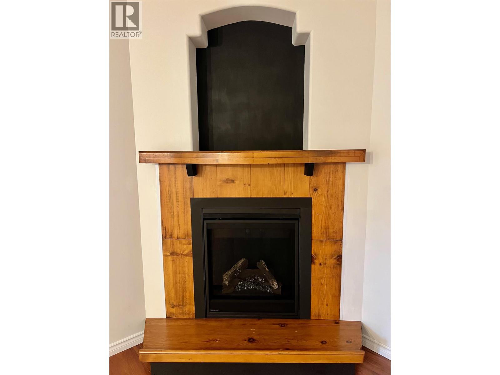 312 4th Avenue S, Creston