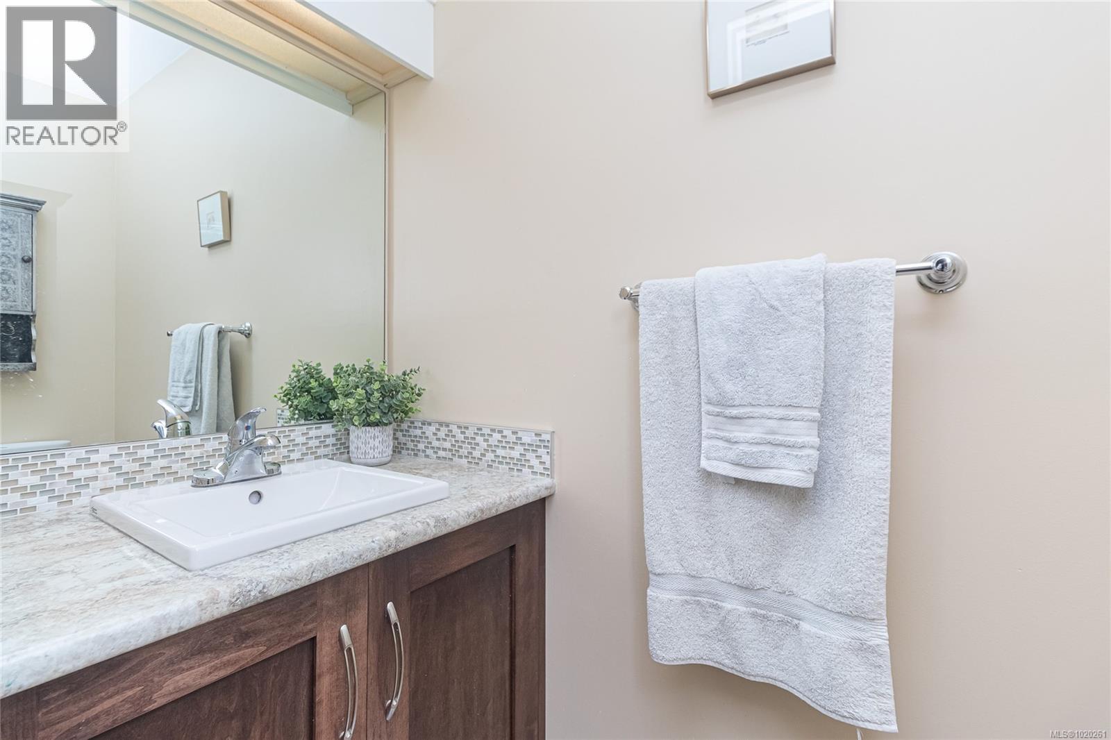 305 103 Gorge Road East, Victoria