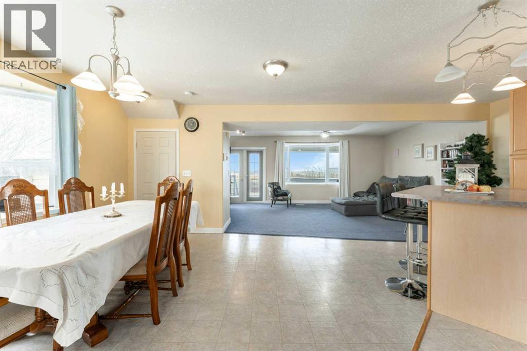 320077 Range Road 240 - Photo 5 of 47, Rural Kneehill County, Alberta