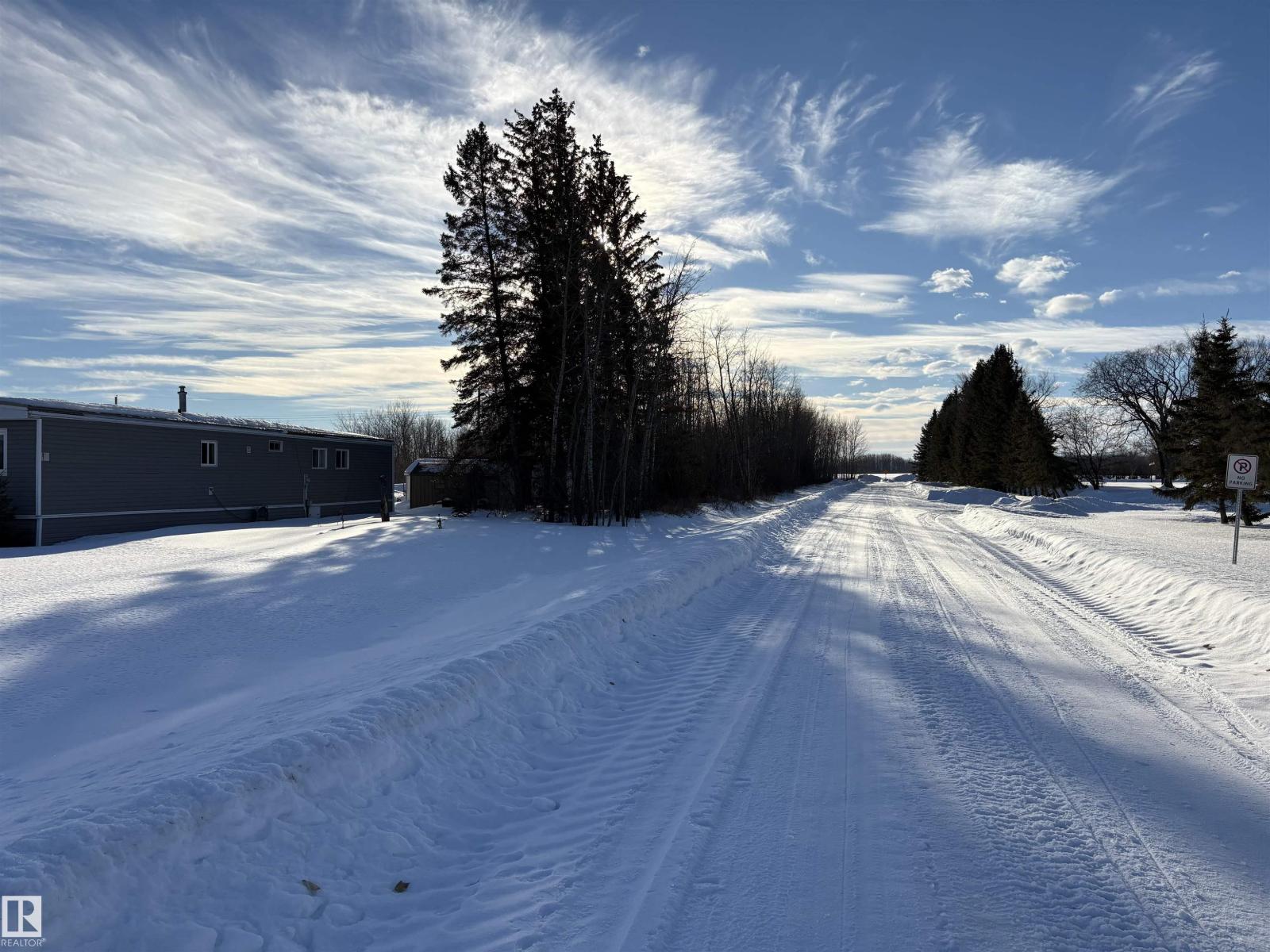 
          5135 50 AV
            <br/>
            <span>Warspite</span>
            , 
            <span>AB</span>
             <span>T0A3N0</span>
        