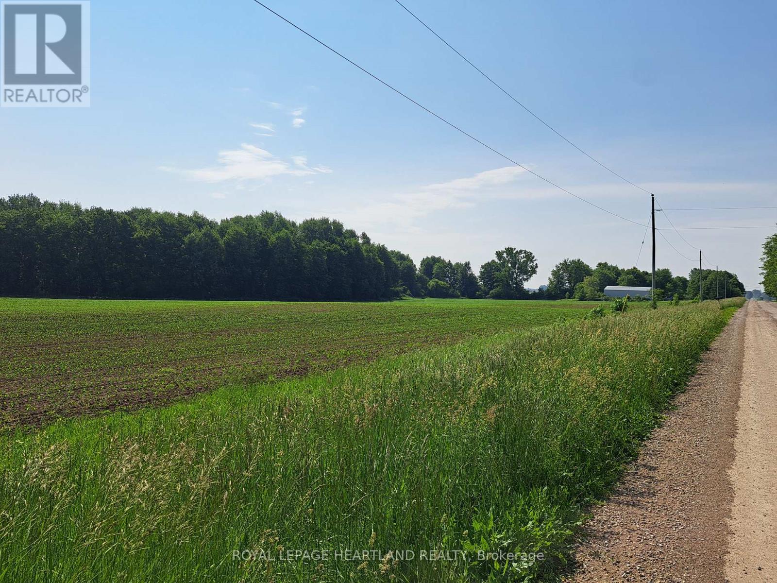 74018 BABYLON LINE - Photo 2 of 14, Bluewater (Zurich), Ontario