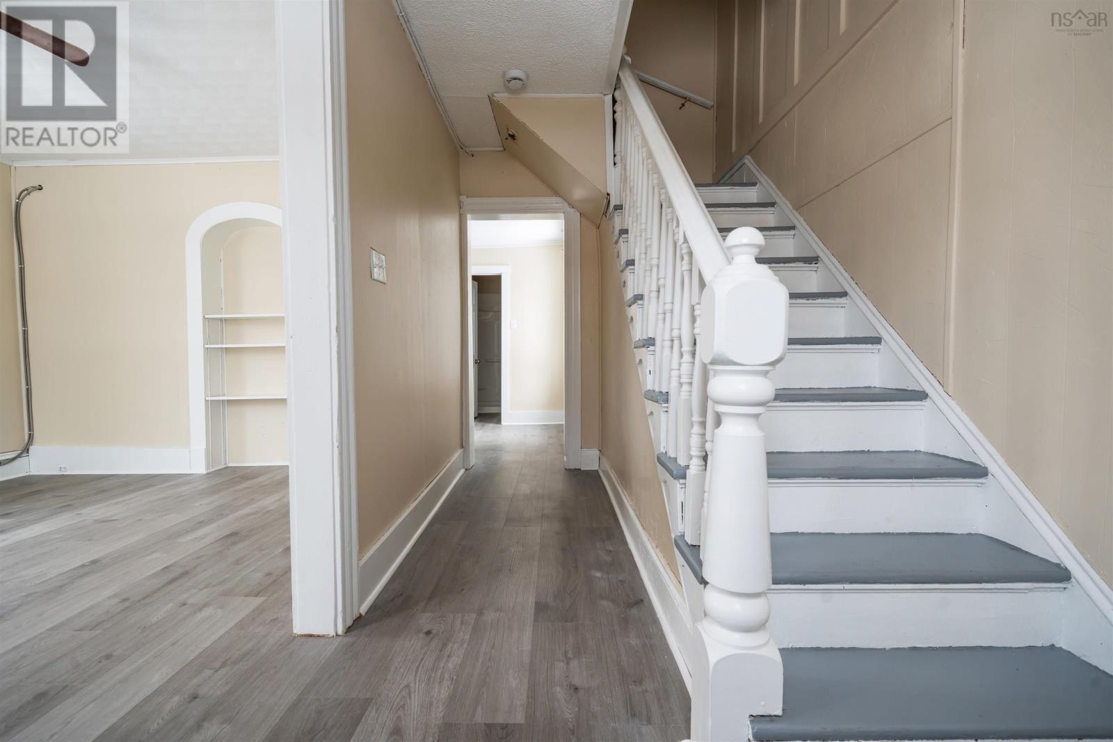 Property 8 of 46 of 34 A & B St Mary's Street