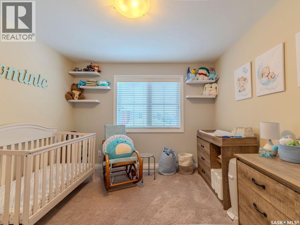 Single Family House 2 Level for Sale in   Salloum CRESCENT Saskatoon 