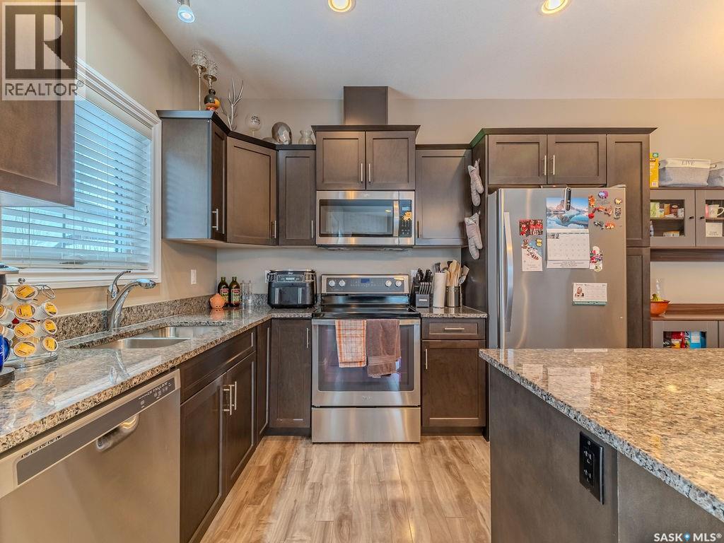 Single Family House 2 Level for Sale in   Salloum CRESCENT Saskatoon 