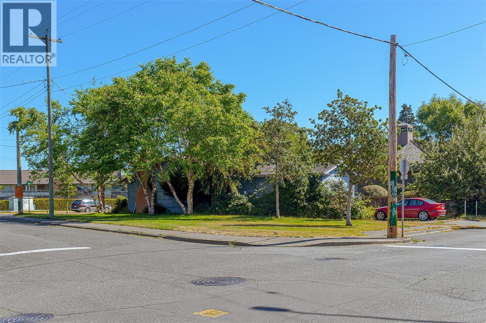 2409 Currie Road, Oak Bay