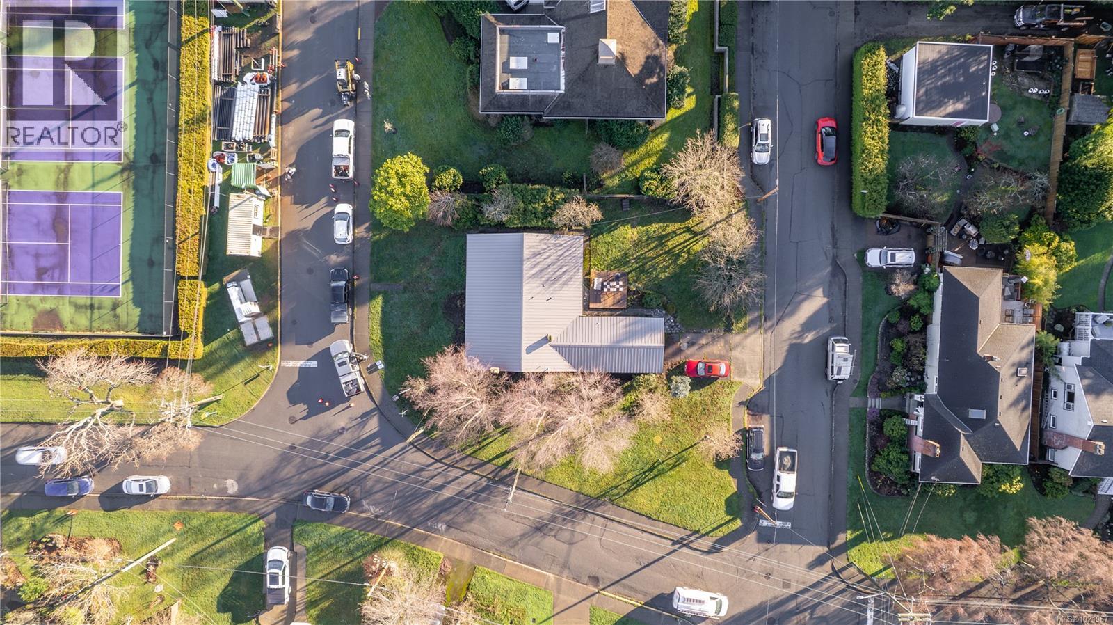  2409 Currie Road, Oak Bay