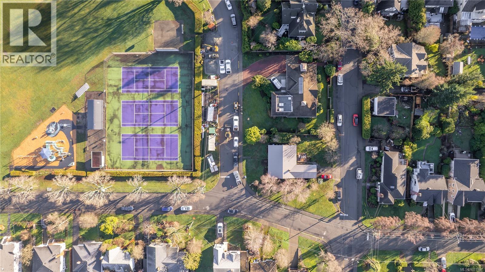  2409 Currie Road, Oak Bay