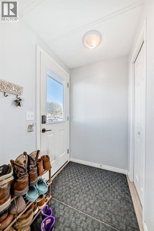 5011 64 Avenue, Ponoka