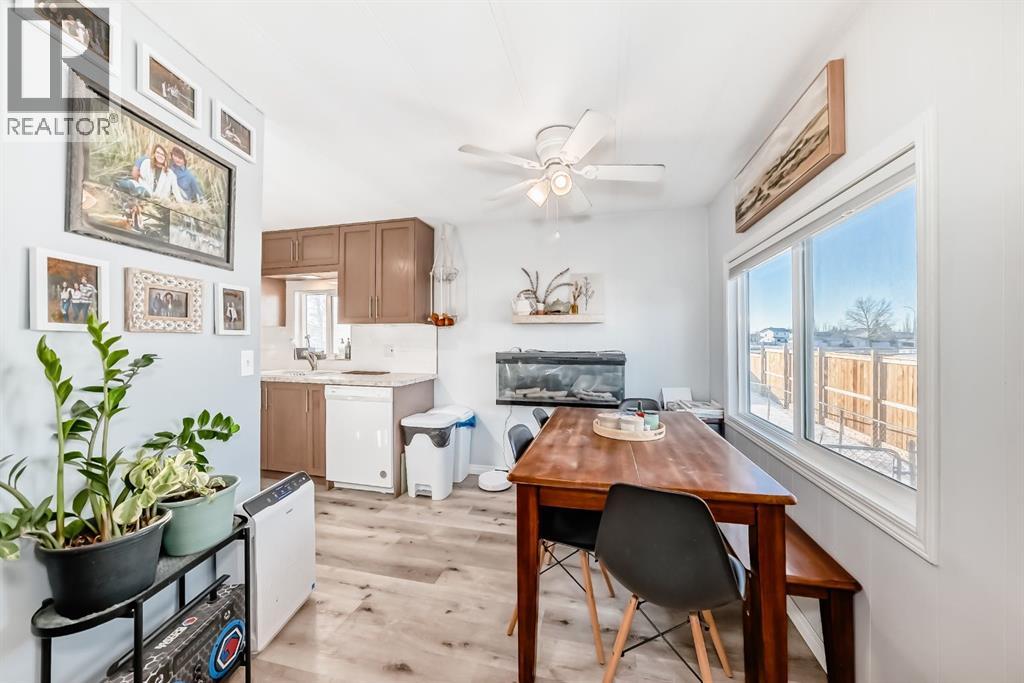 5011 64 Avenue, Ponoka