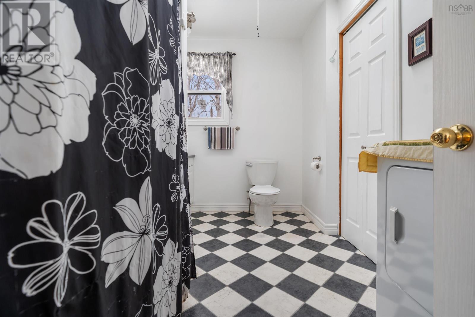 Property 14 of 30 of 1476 Lakevale Road