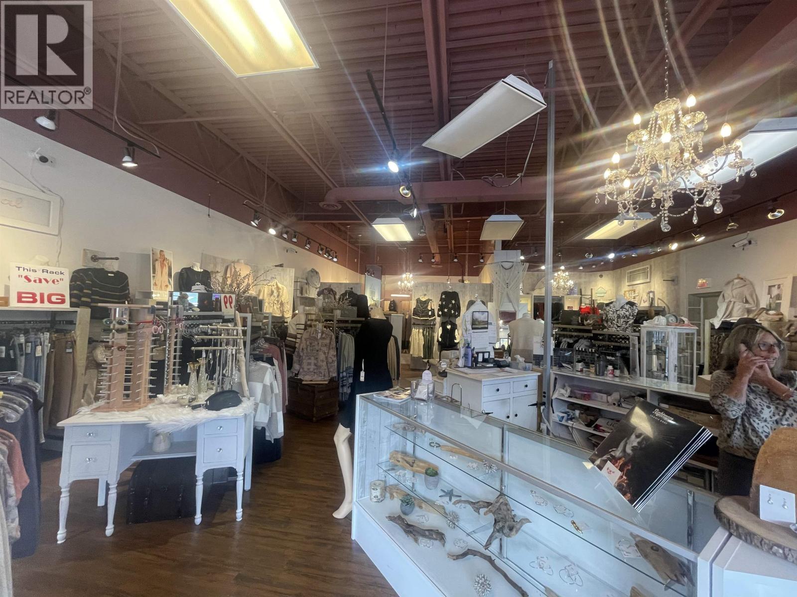 Business in Squamish - Image 7