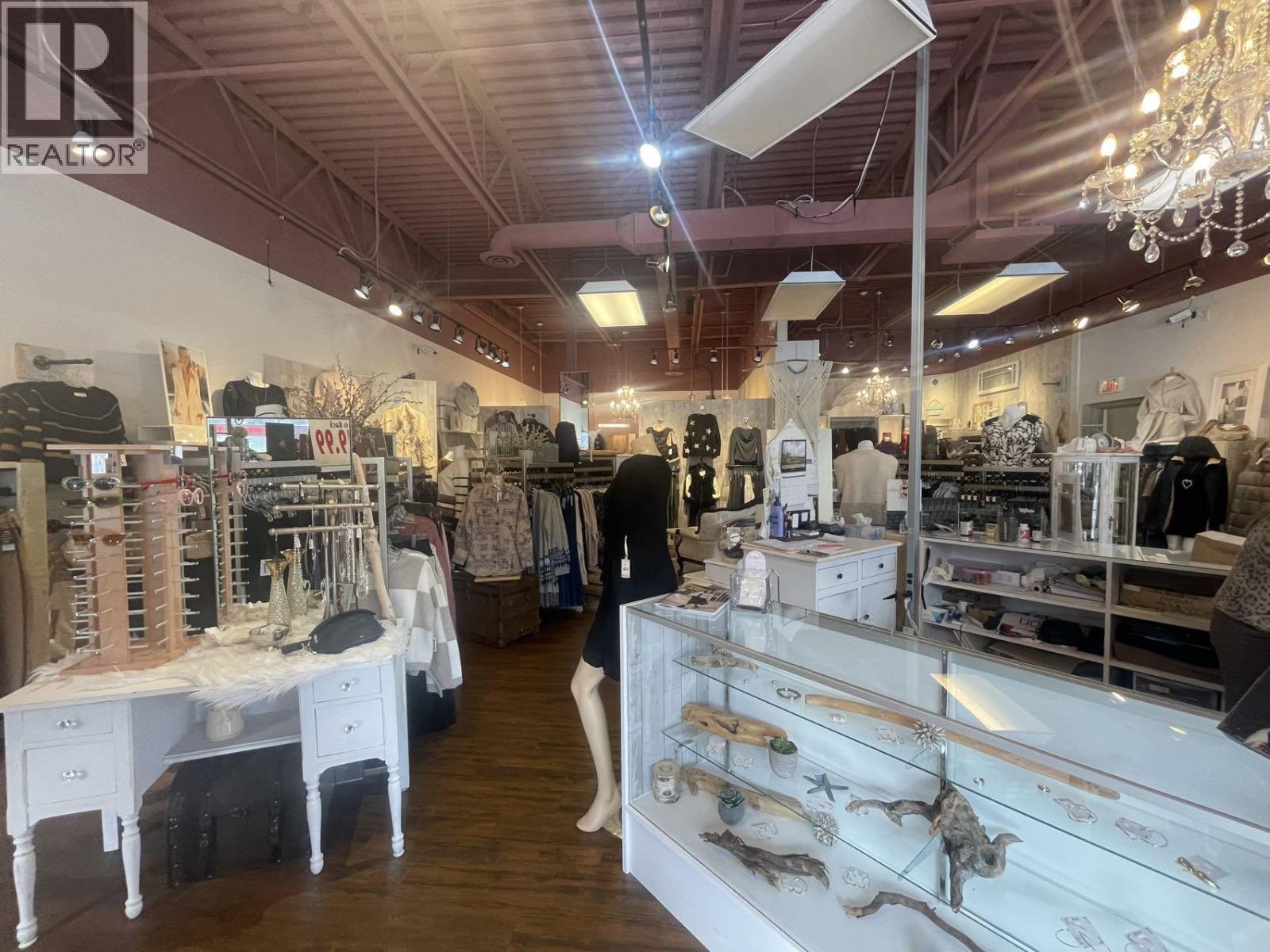 Business in Squamish - Image 10