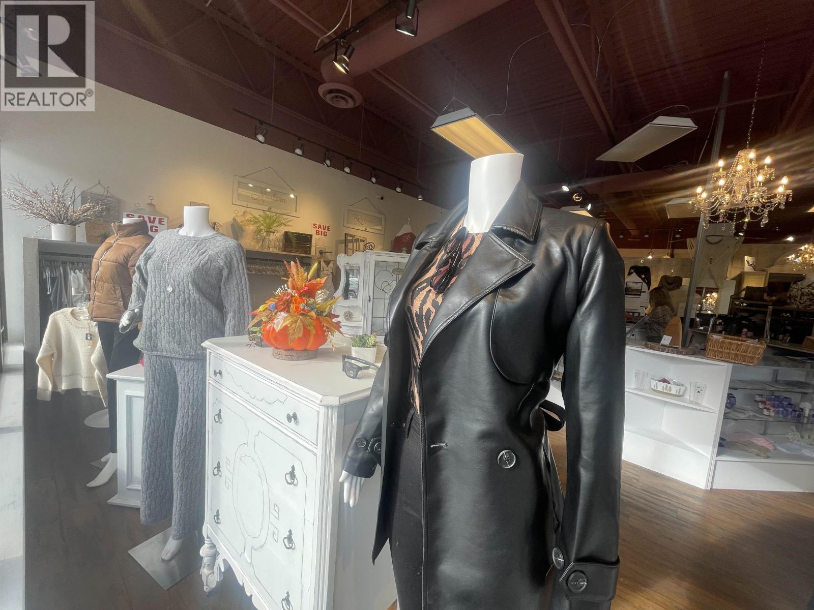 Business in Squamish - Image 9