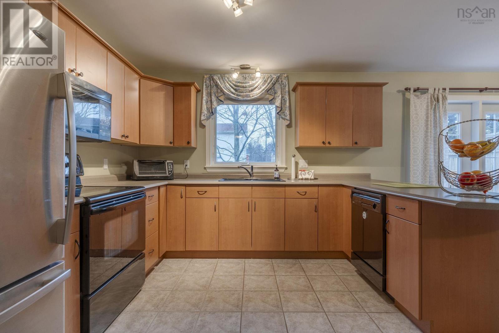 Property 8 of 36 of 159 Village Green Lane