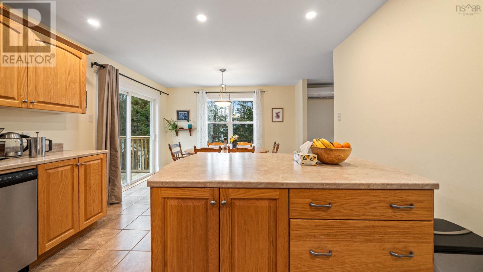 Property 22 of 45 of 89 Clearwood Court