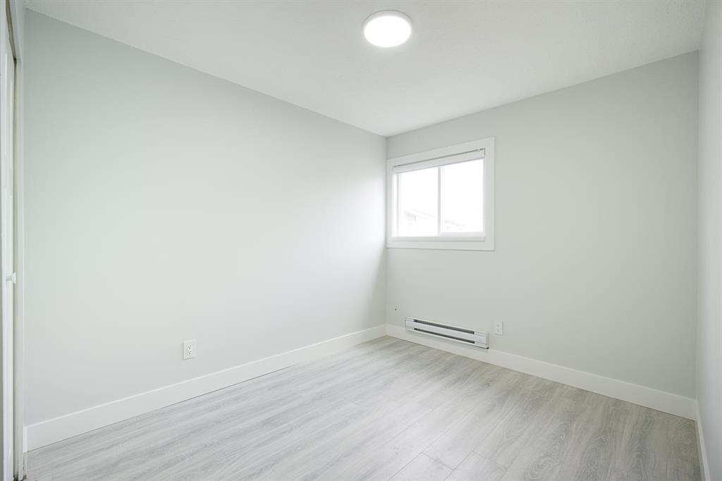 128 SPRINGFIELD DRIVE, Langley