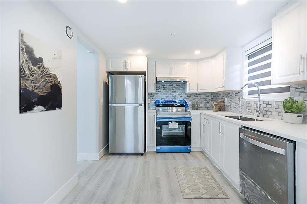 128 SPRINGFIELD DRIVE, Langley